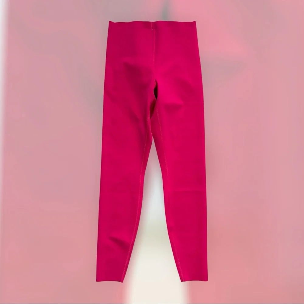 NWT. Lululemon Glow Up Super-High-Rise
Tight 25"
Passionate - Picture 6 of 8